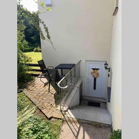 Wunderschoene Komplett Neu Eingerichtete Wohnung Emmerthal Exterior photo